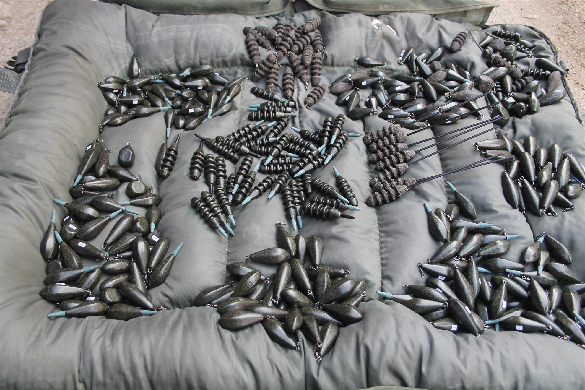 PLUMBI Carp Fishing Leads - anda-0881.JPG